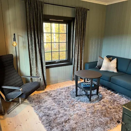 Smart And Beautiful Micro House - Great Base For Mountain Adventures