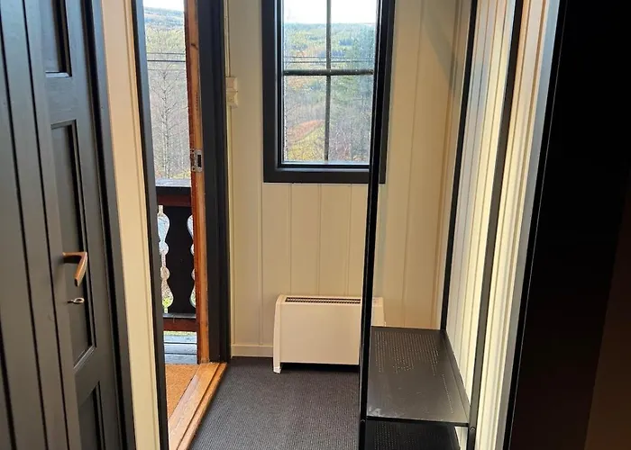 Smart And Beautiful Micro House - Great Base For Mountain Adventures *